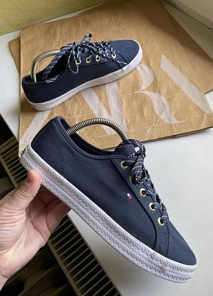 Кеди tommy hilfiger 38 размер