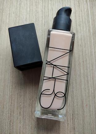 Nars natural radiant oslo 5