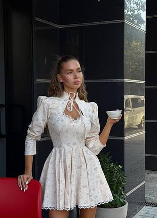 Шикарна сукня в кольорах
