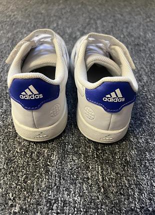 Кросівки дитячі adidas 3