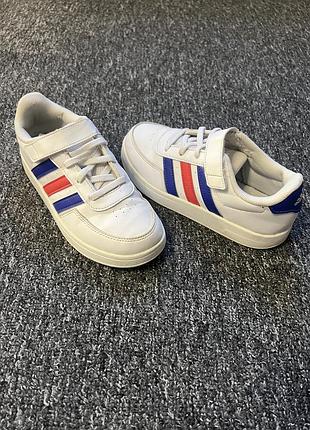 Кросівки дитячі adidas 2