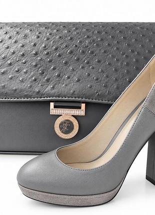 Versace collection італія оригінал комплект сумка+туфлі 36р шкіра страуса