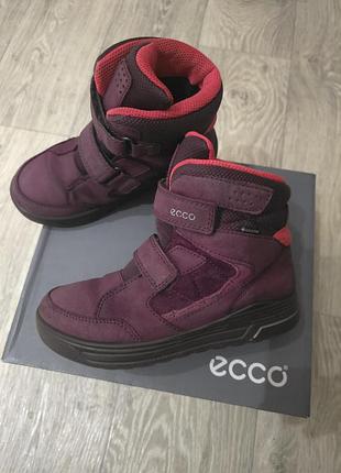 Продам зимние ботинки ессо р.33 стелька 21см - 21,5см.