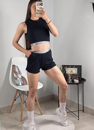 Комплект від tommy hilfiger 3