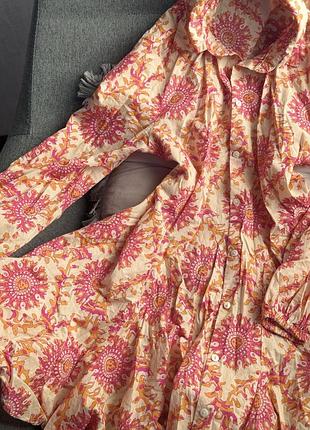 Довга сукня жіноча zara з квітковим принтом, рожева з помаранчевим