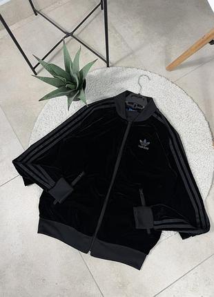 Бомбер від adidas