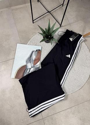 Спортивні штани від adidas