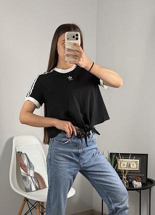 Кроп-топ від adidas