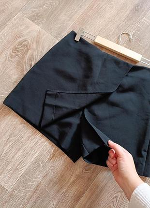 Шорты от zara с имитацией юбочки
