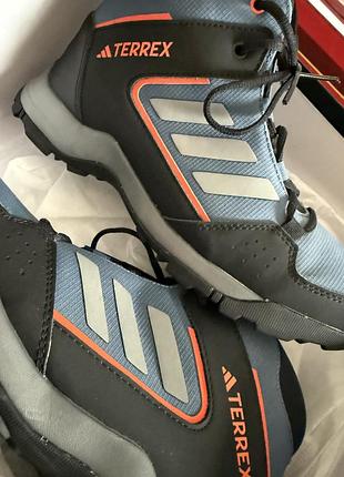 Осінні кросівки підліткові adidas оригінал 7