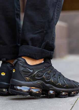 Nike air vapormax plus black 3
