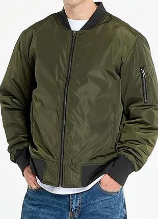 Куртка urban / бомбер / bomber jacket оливкового цвета с черными манжетами