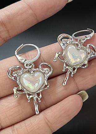 Серьги в стиле y2k сердца серебряные