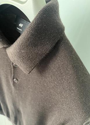 Поло. 100% wool.
