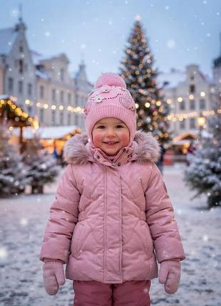 Шапка на девочку из акрила, на подкладке, на осень и зиму.