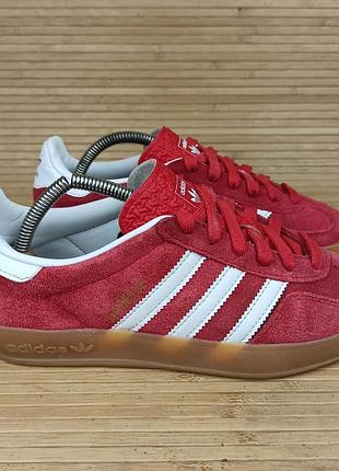 Кроссовки adidas gazelle in red размер 36,5 (23,5 см.)