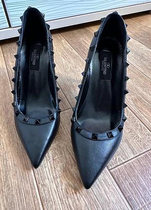 Туфлі valentino garavani 3