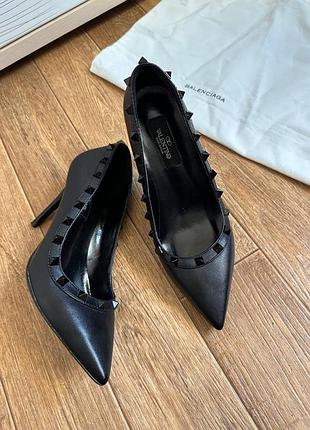 Туфлі valentino garavani 4