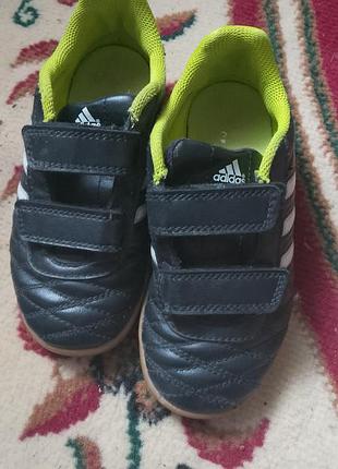 Бутси для хлопчиків adidas футзалки чорні з салатовим