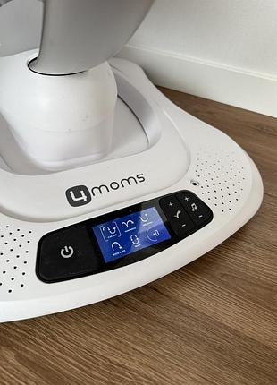 Заколисуючий центр 4moms mamaroo 3
