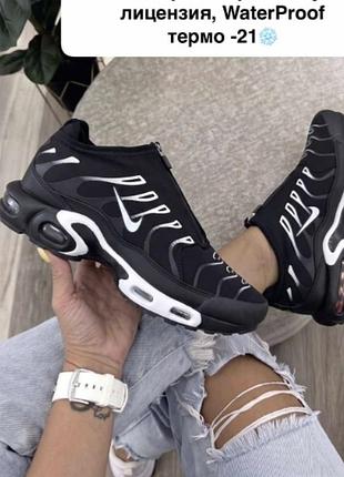 Кросівки унісекс nike tn air max plus чорні