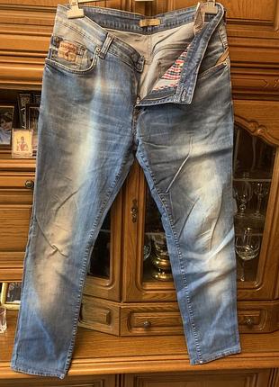 Джинсы dsquared
