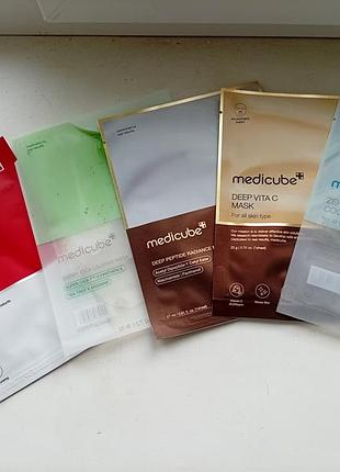 Маски для обличчя medicube deep vita c mask та deep erasing cream mask