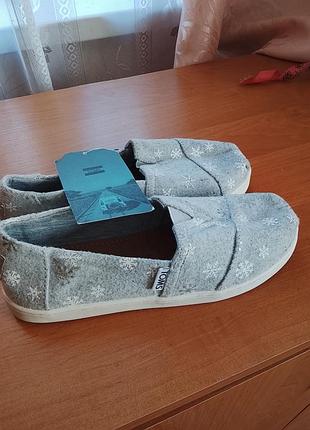 Новые слипоны эспадрильи Toms youth classic, р. 33 (us 3) оригинал