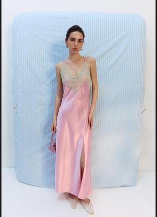 Женское платье-комбинация миди с кружевом розовое українського бренду the lace