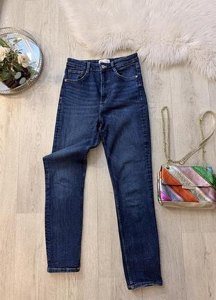 Джинси жіночі zara , темно сині, базова модель, по фігурі, розмір s