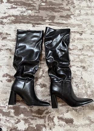 Чоботи stradivarius 35 розмір
