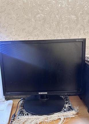 Монитор samsung