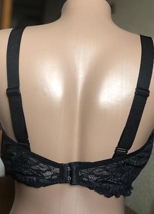 Бюстгальтер triumph amourette charm 8