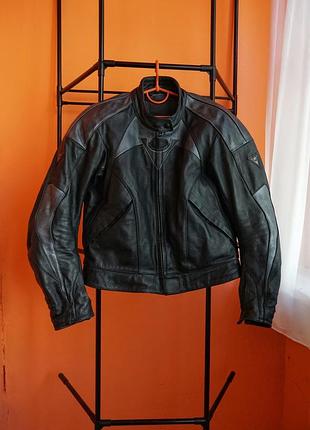 Rev’it! | s m чорна шкіряна мотокуртка
rev’it! motorcycle leather jacket