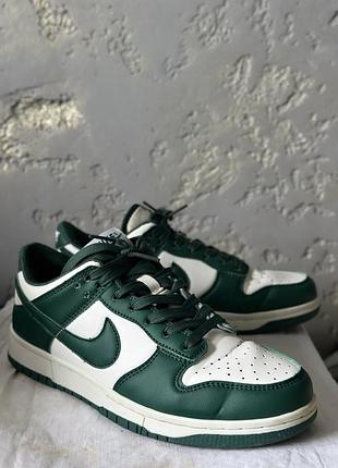 Кросівки жіночі nike зелені 38 розміру