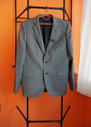 Cavallaro napoli 48 | сірий піджак 100% вовна
cavallaro napoli blazer 48 | grey wool