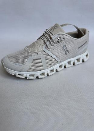 Кросівки on cloud 6