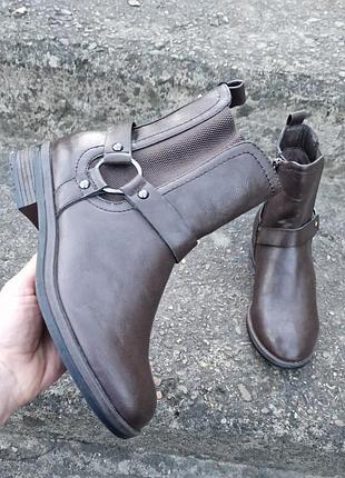 Стильные ботиночки tamaris р.37