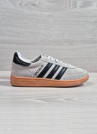 Замшеві дитячі кросівки adidas spezial, розмір 31