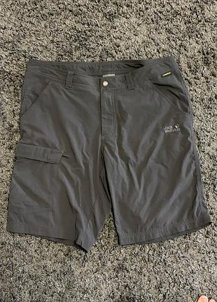 Шорти чоловічі jack wolfskin