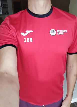 Чудова чоловіча спортивна футболка joma