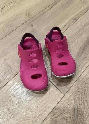 Босоніжки nike оригінал
