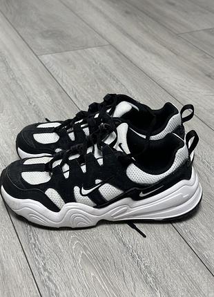 Кросівки nike 2