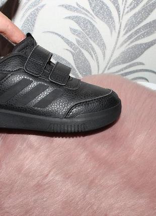 Adidas кросівки 18.7 см устілка