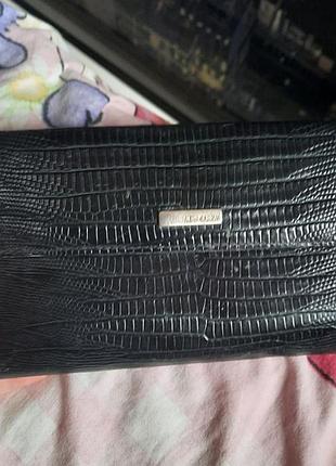 Женский кожаный кошелек neri karra 18×9 см.