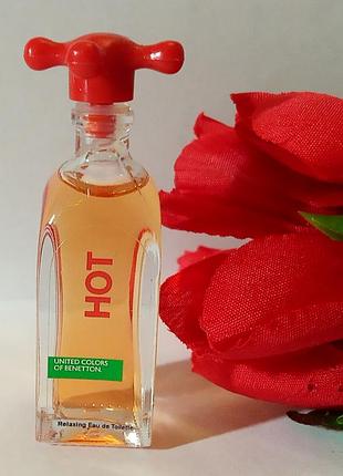 Hot united colors of benetton eau de toilette, 5.5 мл, оригинал, винтаж.