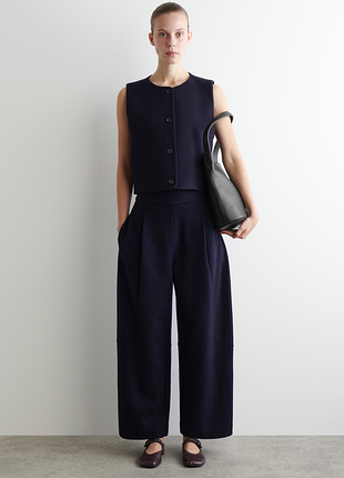 Брюки женские cos boiled-wool barrel-leg pants / s