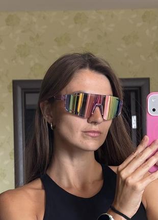 Спортивні окуляри peak