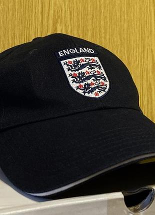 Кепка,бейсболка umbro england.оригинал.
