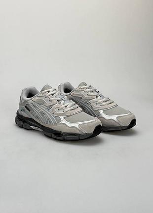 Водонепроникні кросівки asics gel-nyc w gtx light grey metallic